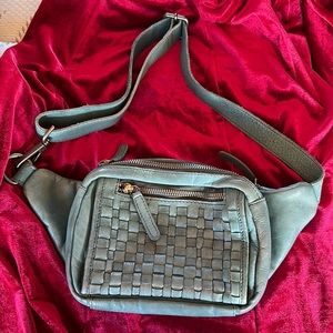 Vilenca Holland Belt Bag Woven Vintage Leather Teal Blue Fanny Pack